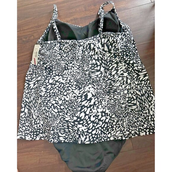 Swim Solutions Women's Plus Size Printed Flyaway Fauxkini One Piece Swimsuit 20W - Picture 9 of 11